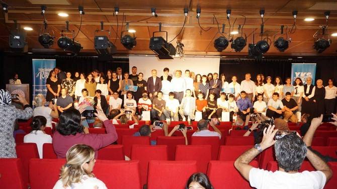 LGS ve YKS'de Rize'de Dereceye Giren Öğrenciler İçin Ödül Töreni Düzenlendi 29