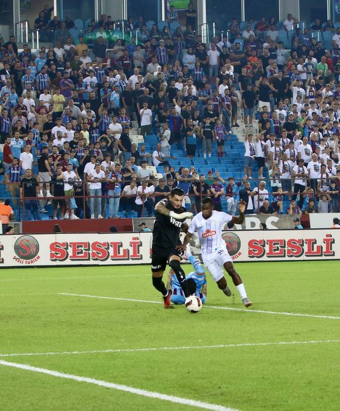 Trabzonspor-Çaykur Rizespor maçından kareler 37