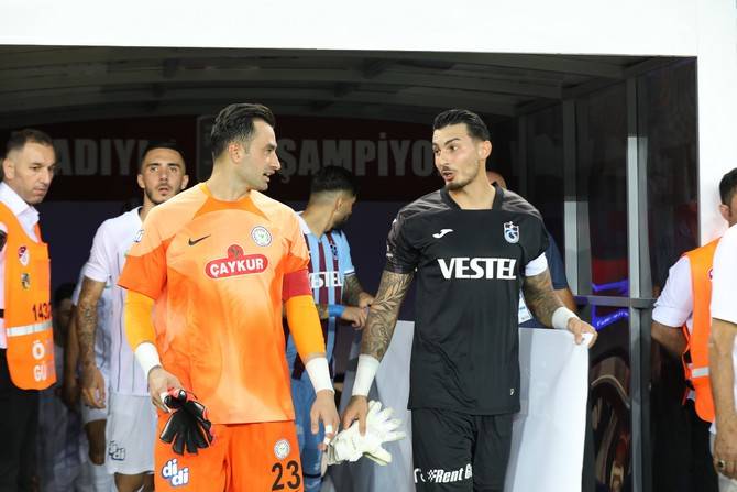 Trabzonspor-Çaykur Rizespor maçından kareler 9