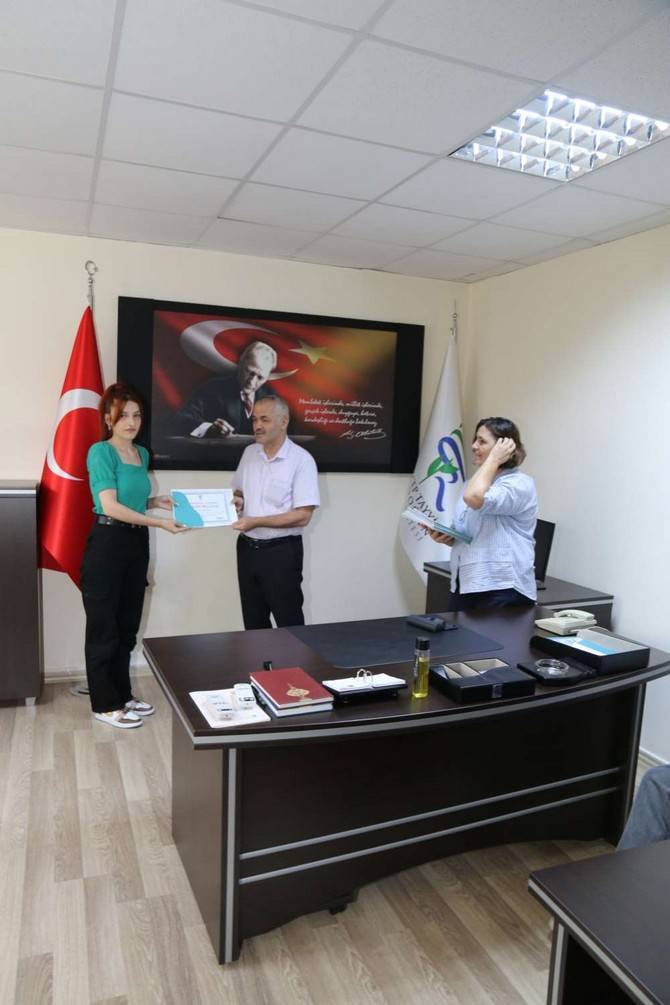 RTEÜ'de Stajını Tamamlayan Gürcü Öğrenciler Sertifikalarını Aldı 35