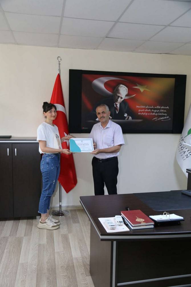 RTEÜ'de Stajını Tamamlayan Gürcü Öğrenciler Sertifikalarını Aldı 39