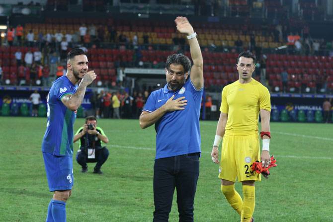 Çaykur Rizespor - Fatih Karagümrük maçından kareler 50