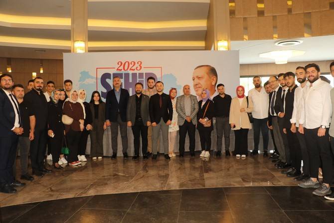 AK Parti Grup Başkanvekili Abdülhamit Gül, Rize'de 18