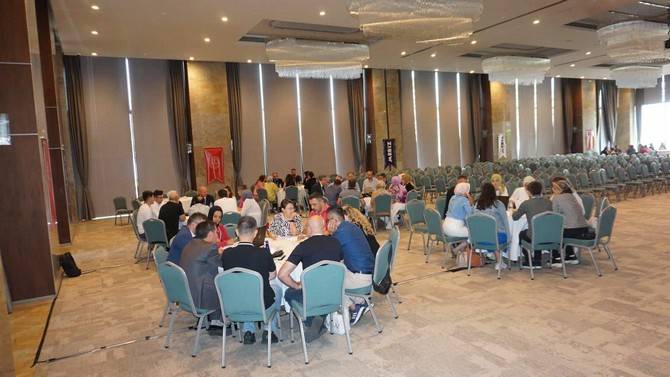 Rize'de Birleştiren ve Bizleştiren Eğitim Hareketi: MEBİZ Çalıştayı 18