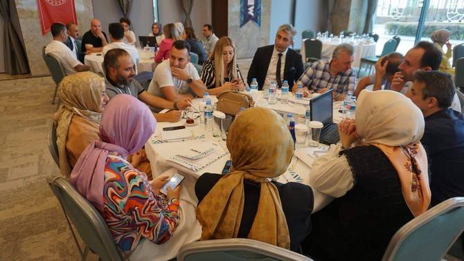 Rize'de Birleştiren ve Bizleştiren Eğitim Hareketi: MEBİZ Çalıştayı 25