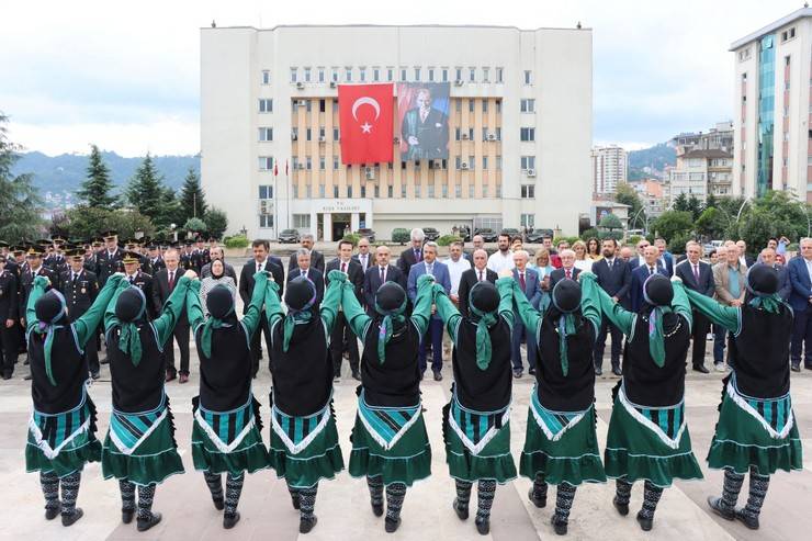 Atatürk’ün Rize’ye Gelişinin 99. Yılı Kutlandı 13