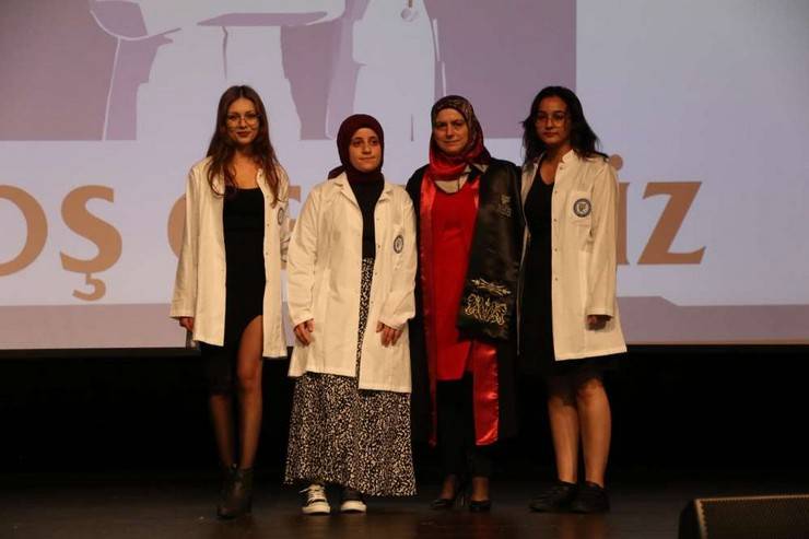 RTEÜ Tıp Fakültesi Öğrencileri Beyaz Önlüklerini Giydi 22
