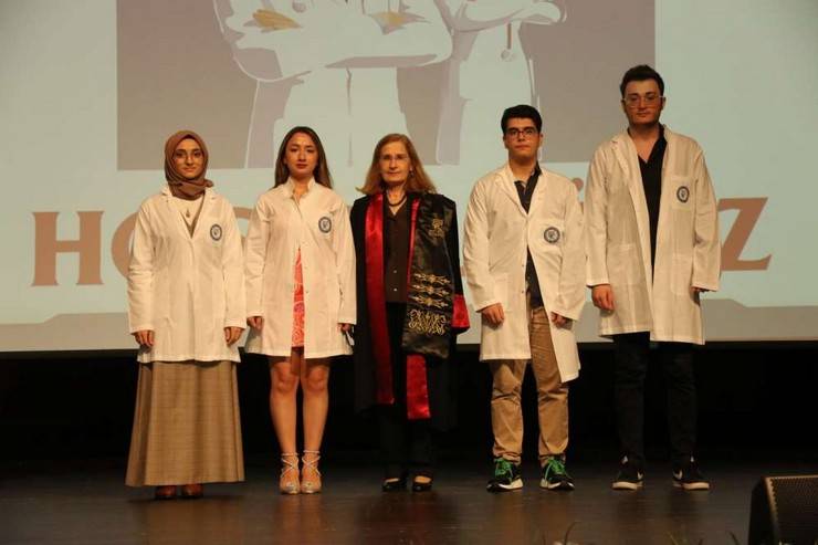 RTEÜ Tıp Fakültesi Öğrencileri Beyaz Önlüklerini Giydi 35