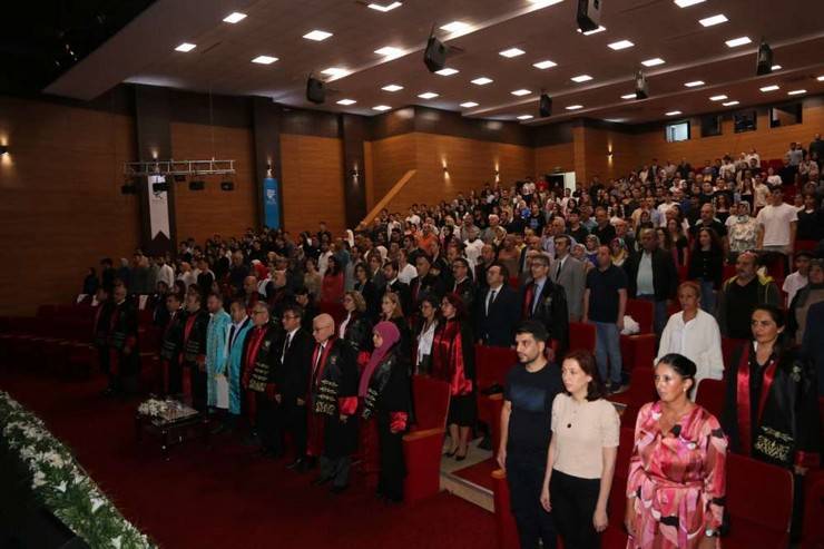 RTEÜ Tıp Fakültesi Öğrencileri Beyaz Önlüklerini Giydi 36