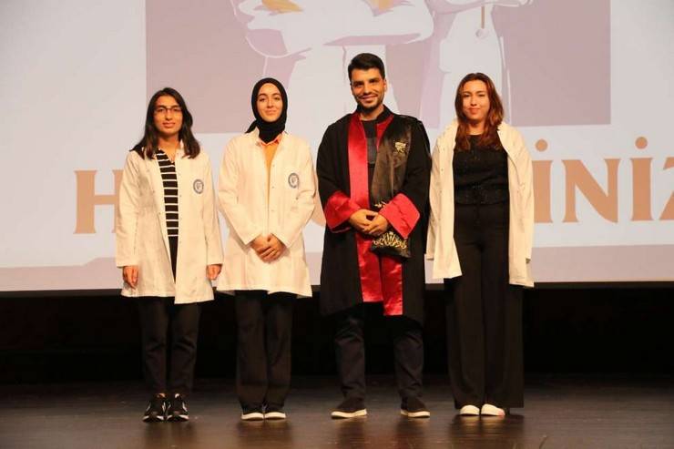 RTEÜ Tıp Fakültesi Öğrencileri Beyaz Önlüklerini Giydi 7