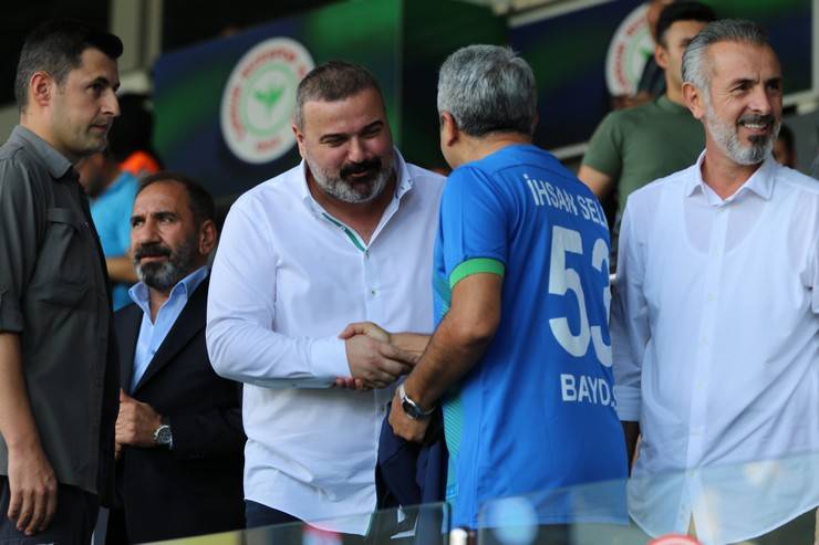 Çaykur Rizespor - EMS Yapı Sivasspor maçında nfotoğraflar 1