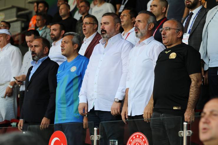 Çaykur Rizespor - EMS Yapı Sivasspor maçında nfotoğraflar 3