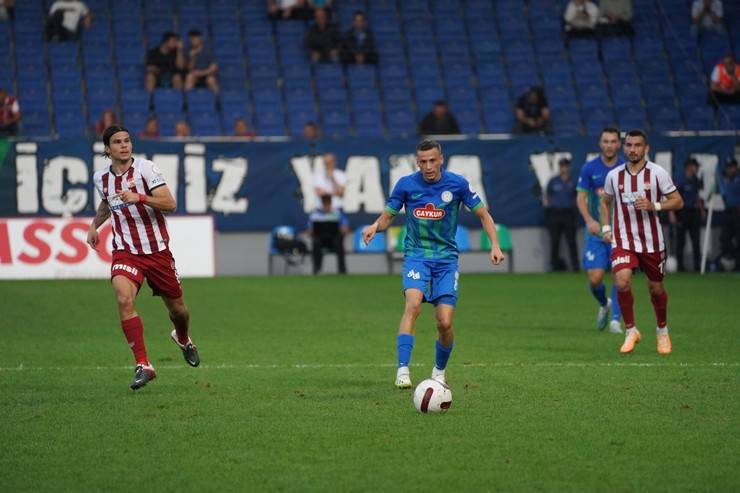 Çaykur Rizespor - EMS Yapı Sivasspor maçında nfotoğraflar 52