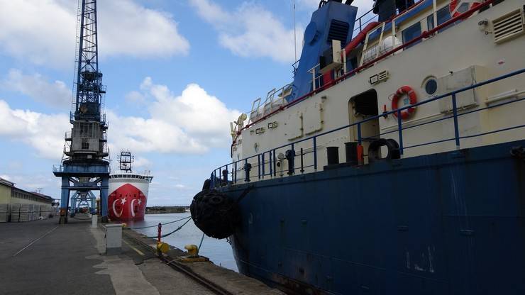 Barbaros Hayrettin Paşa sismik araştırma gemisi, Trabzon Limanı’na demirledi 4