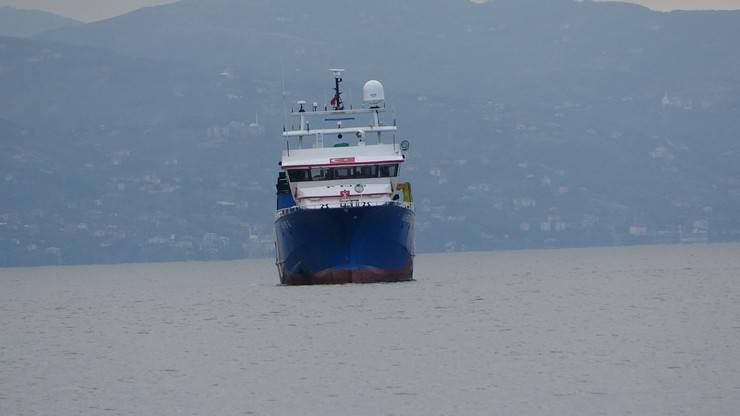 Barbaros Hayrettin Paşa sismik araştırma gemisi, Trabzon Limanı’na demirledi 6