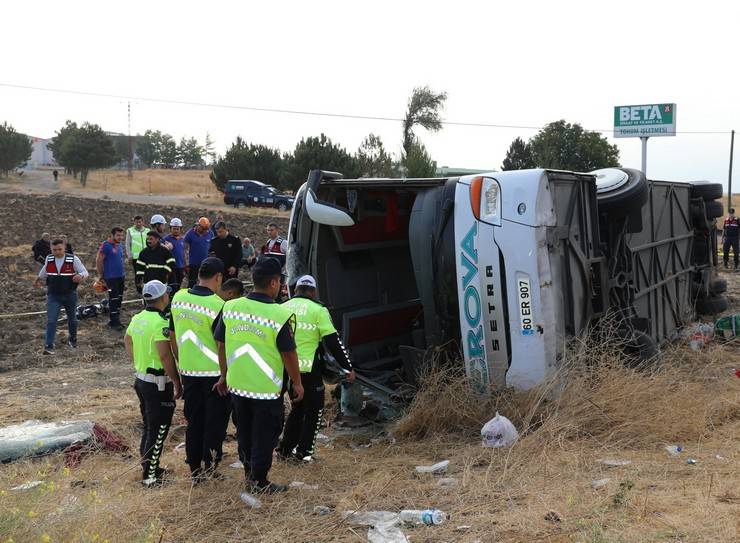 Amasya'da yolcu otobüsü kazası: 6 ölü, 35 yaralı 5