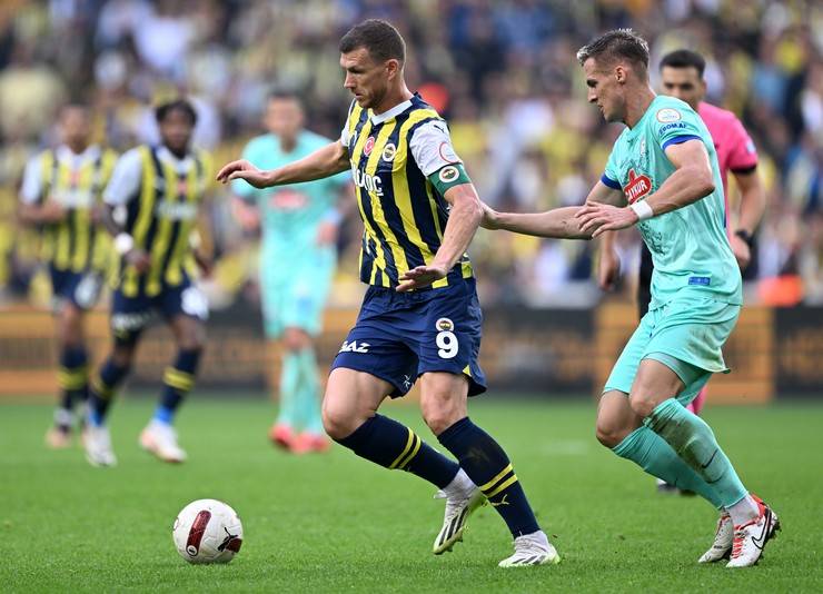 Fenerbahçe - Çaykur Rizespor maçından kareler 10