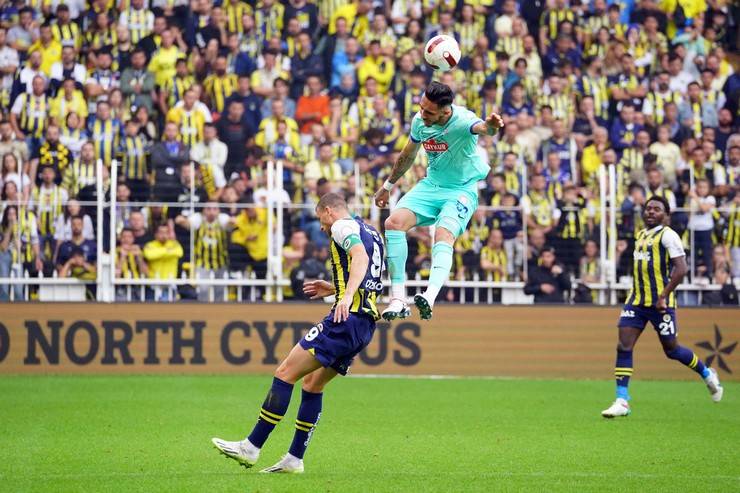 Fenerbahçe - Çaykur Rizespor maçından kareler 21