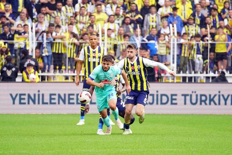 Fenerbahçe - Çaykur Rizespor maçından kareler 23