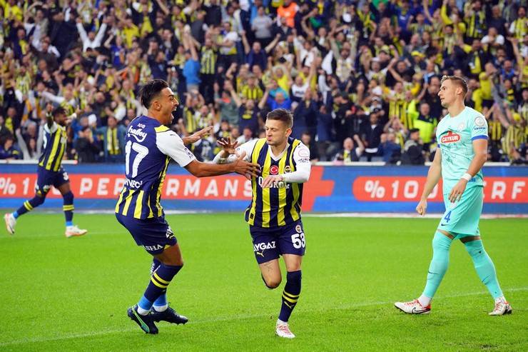 Fenerbahçe - Çaykur Rizespor maçından kareler 31