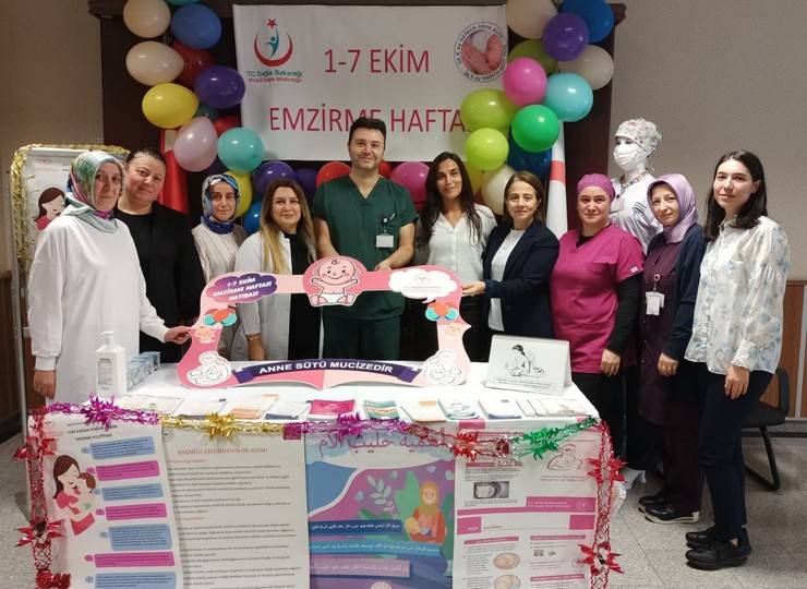 Rize'de sağlıkçılar, vatandaşları meme kanseri konusunda bilgilendirdi 13