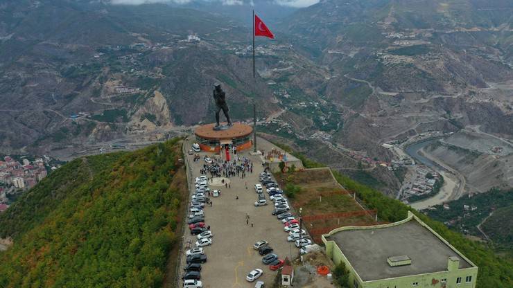 Artvin’de SMA’lı Deniz bebeğin tedavisi için gerekli 1 Milyon 949 bin dolar 41 günde toplandı 3