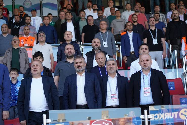 Çaykur Rizespor - Yilport Samsunspor maçından kareler 7
