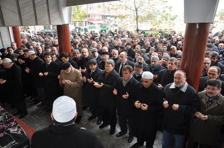 Müdür Aktaş'ın Annesi Defnedildi 35