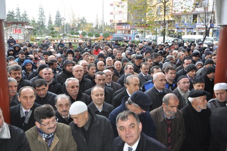 Müdür Aktaş'ın Annesi Defnedildi 6