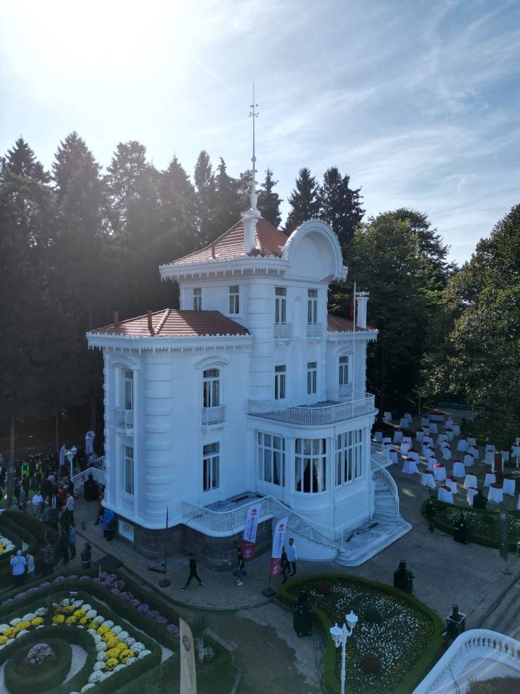 Atatürk Köşkü, Cumhuriyetin 100. yılında tekrar ziyaretçilere açıldı 1