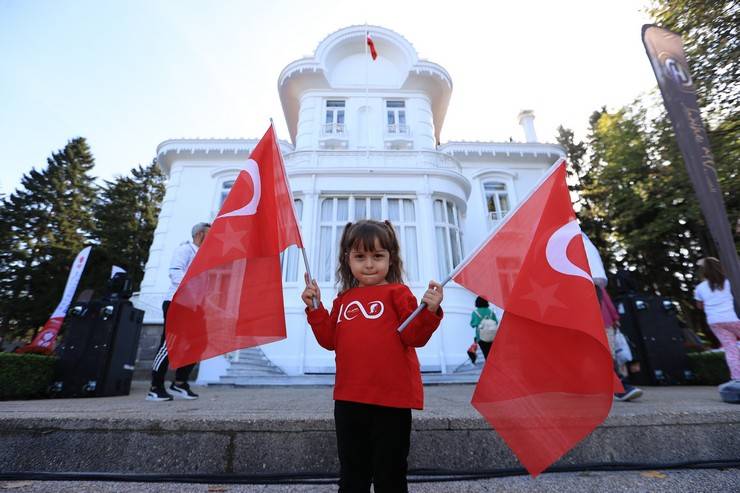 Atatürk Köşkü, Cumhuriyetin 100. yılında tekrar ziyaretçilere açıldı 21