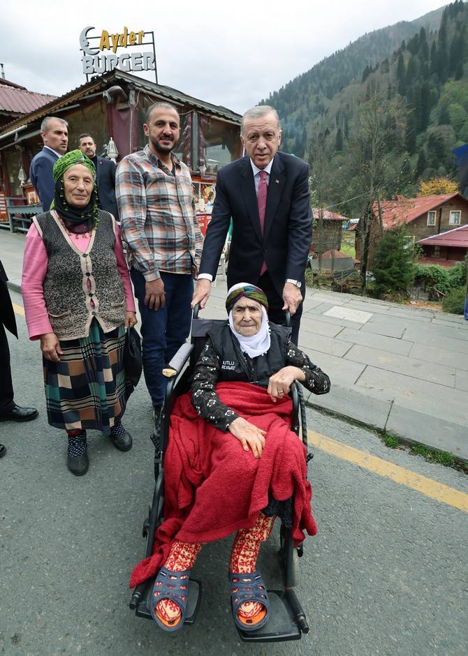 Cumhurbaşkanı Erdoğan'dan Ayder Yaylası'nda inceleme 18