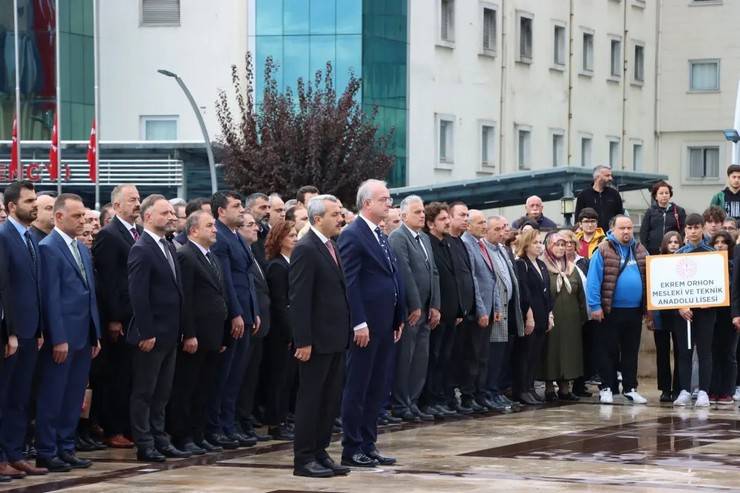 Rize'de 10 Kasım Atatürk'ü anma programı düzenlendi 16