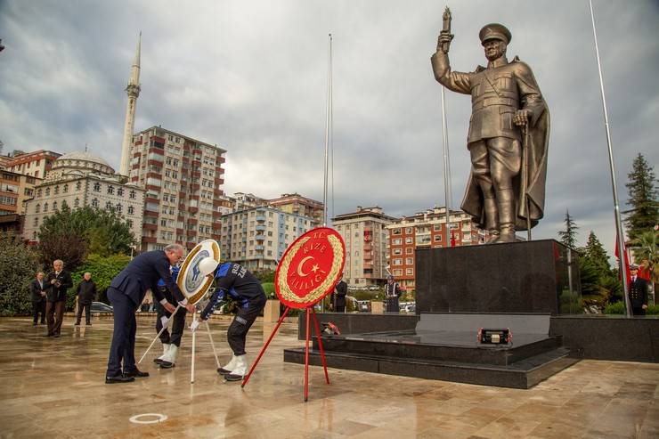 Rize'de 10 Kasım Atatürk'ü anma programı düzenlendi 3