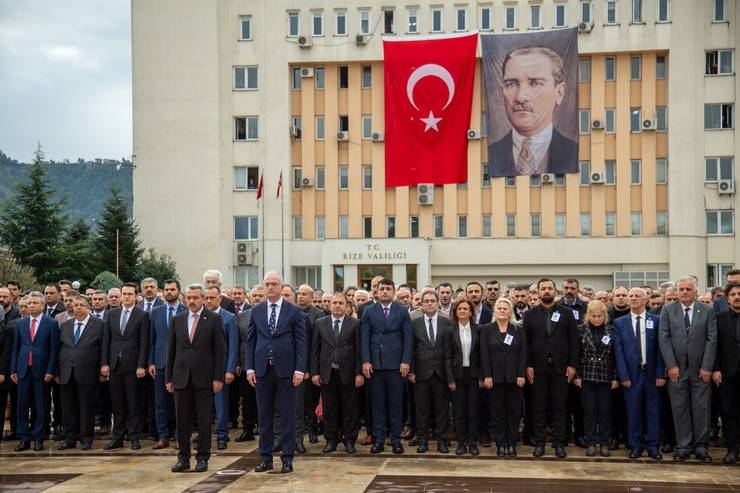 Rize'de 10 Kasım Atatürk'ü anma programı düzenlendi 4