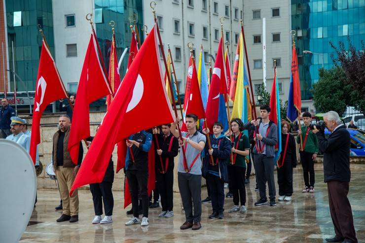 Rize'de 10 Kasım Atatürk'ü anma programı düzenlendi 6