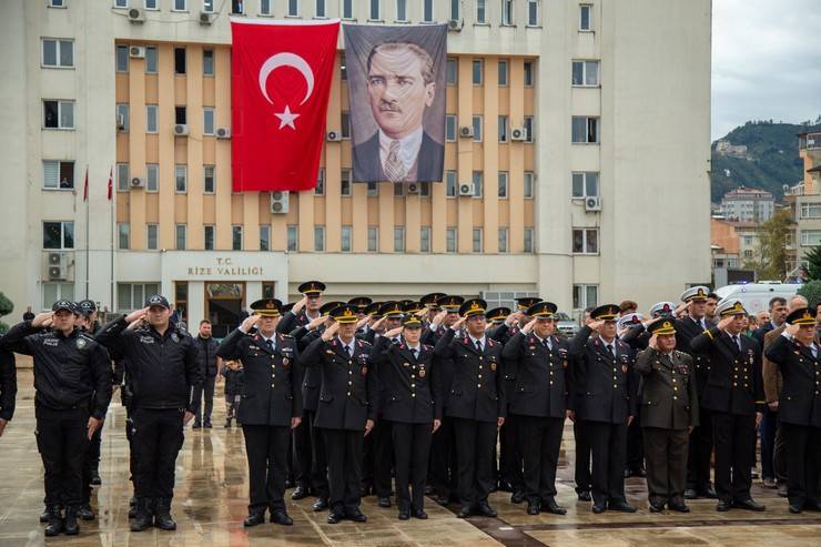 Rize'de 10 Kasım Atatürk'ü anma programı düzenlendi 9