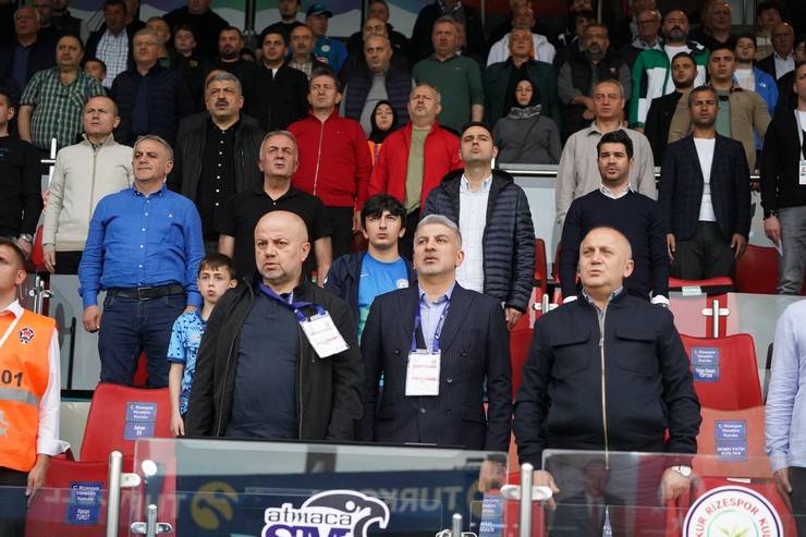 Çaykur Rizespor-İstanbulspor maçından kareler 3