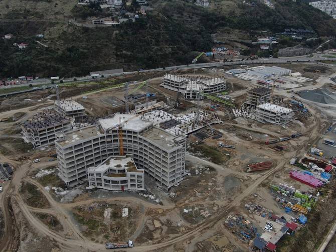 Trabzon Şehir Hastanesi'nin inşaatı sürüyor 8