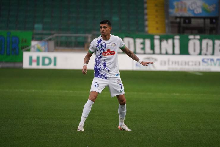 Çaykur Rizespor  - Dinamo Batumi hazırlık maçından kareler 16