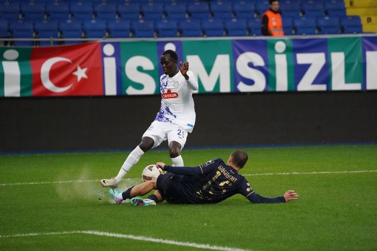 Çaykur Rizespor  - Dinamo Batumi hazırlık maçından kareler 40