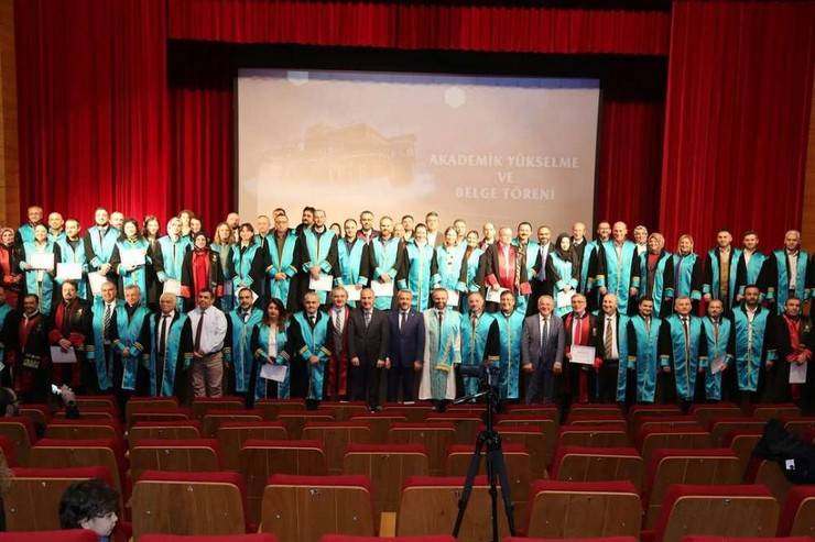 RTEÜ’de Akademik Yükselme ve Belge Töreni Düzenlendi 53