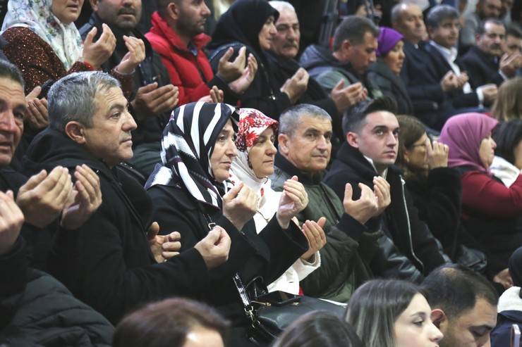 Rize eğitimini tamamlayan 365 polis adayı yemin etti 11