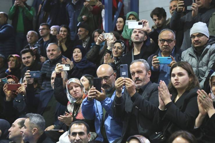 Rize eğitimini tamamlayan 365 polis adayı yemin etti 4