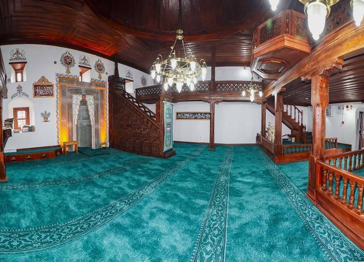 Rize’de 150 yıllık Akmescit Camii, restorasyonun ardından yeniden ibadete açıldı 11