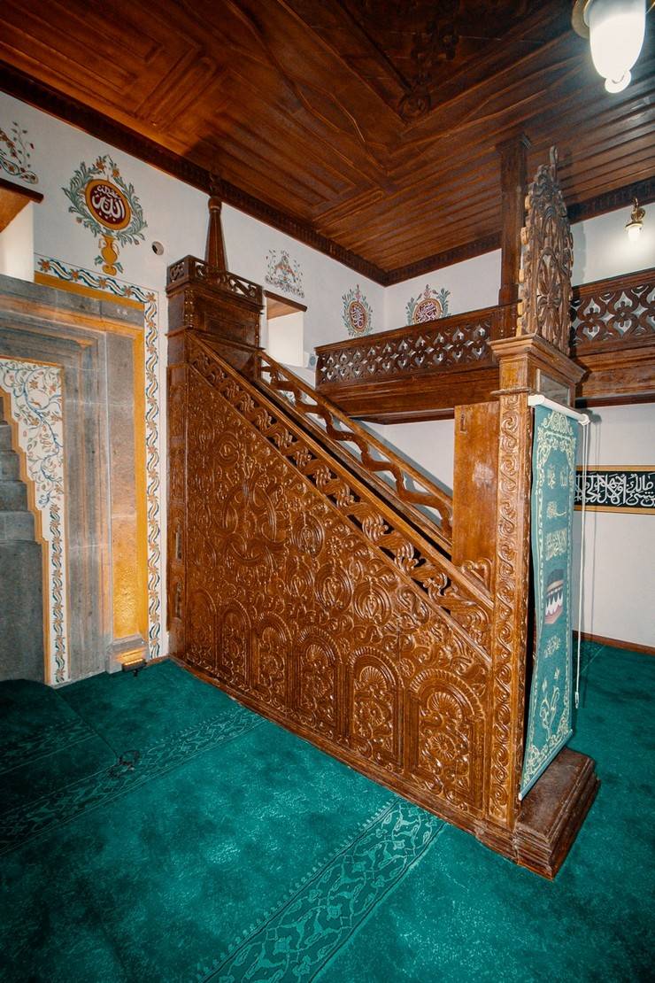 Rize’de 150 yıllık Akmescit Camii, restorasyonun ardından yeniden ibadete açıldı 14