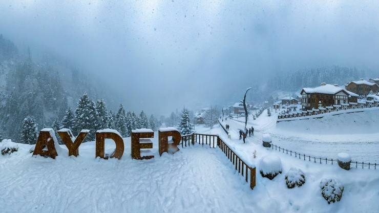 Rize'de '16. Ayder Kar Festivali' devam ediyor 7