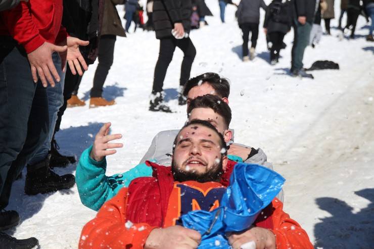 Ayder Kardan Adam Festivali renkli görüntülere sahne oldu 16