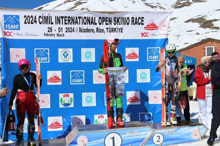 Türkiye Dağ Kayağı Şampiyonası, Rize'de başladı 18