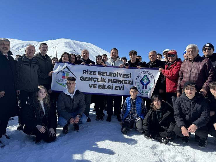 Türkiye Dağ Kayağı Şampiyonası, Rize'de başladı 4